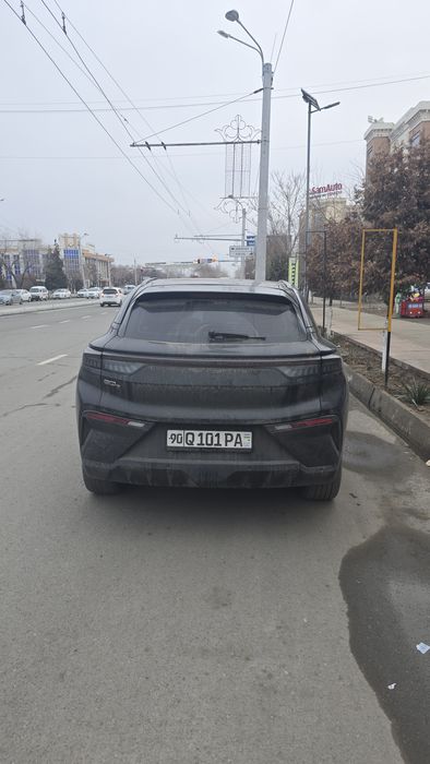 Автомобиль Chery iCAR eQ7
