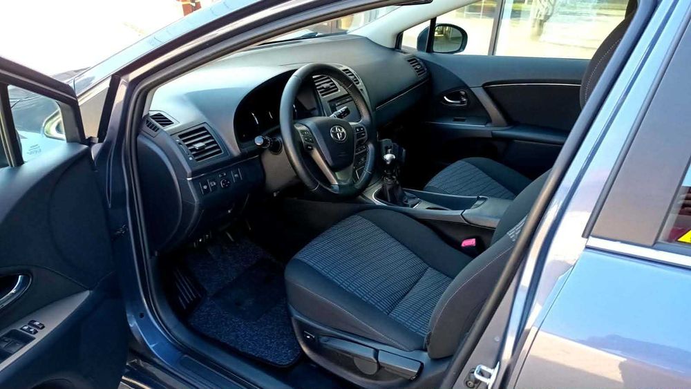 TOYOTA Avensis 2012 — imagine 5