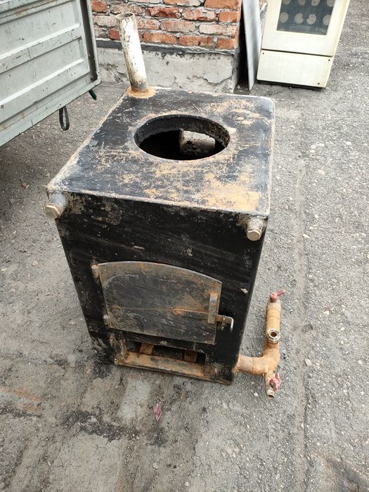 Продам котел отопления