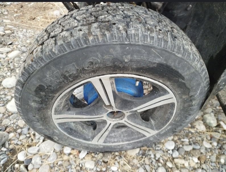 Kvadratsikl sotiladi iiiiiii