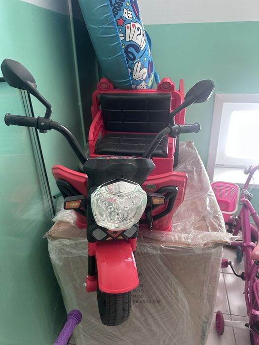 Продам электро машинку