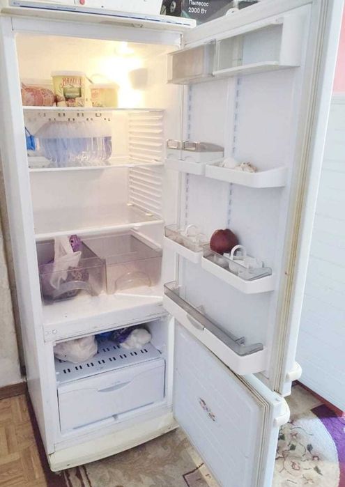 Холодильник и морозильник