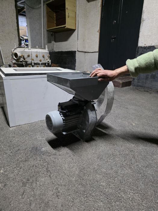 Инкубатор дробилка перещипалка