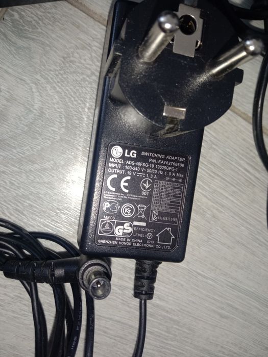Блок питания на ноутбук