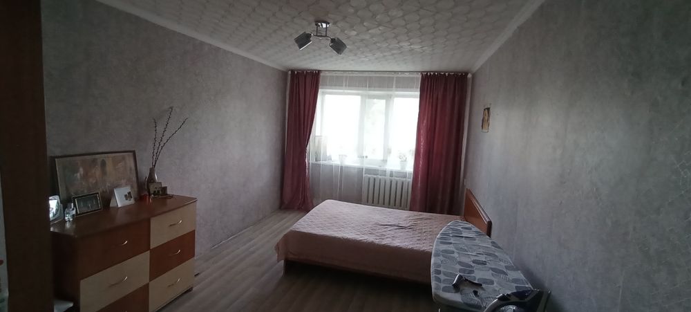 Продам 4-х комнатную квартиру