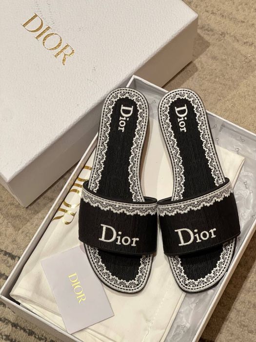 Papuci Christian Dior