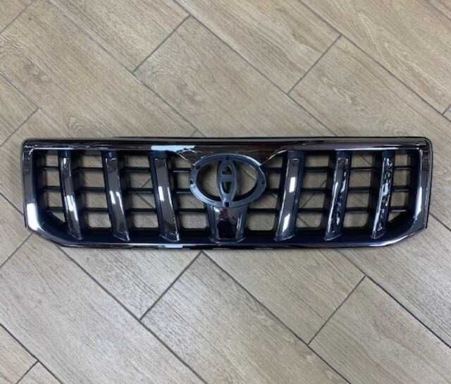 Решетка радиатора Тойота Прадо 120 / Toyota LCR Prado 03-06