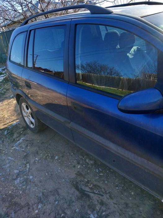 vand opel zafira 2002 1.8 benzina+GPL