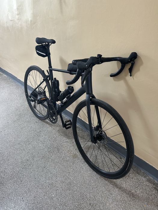 Vând bicicletă de șosea Cube Attain Race