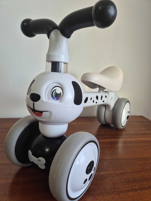 Bicicleta copii  cu 4 roti fara pedale