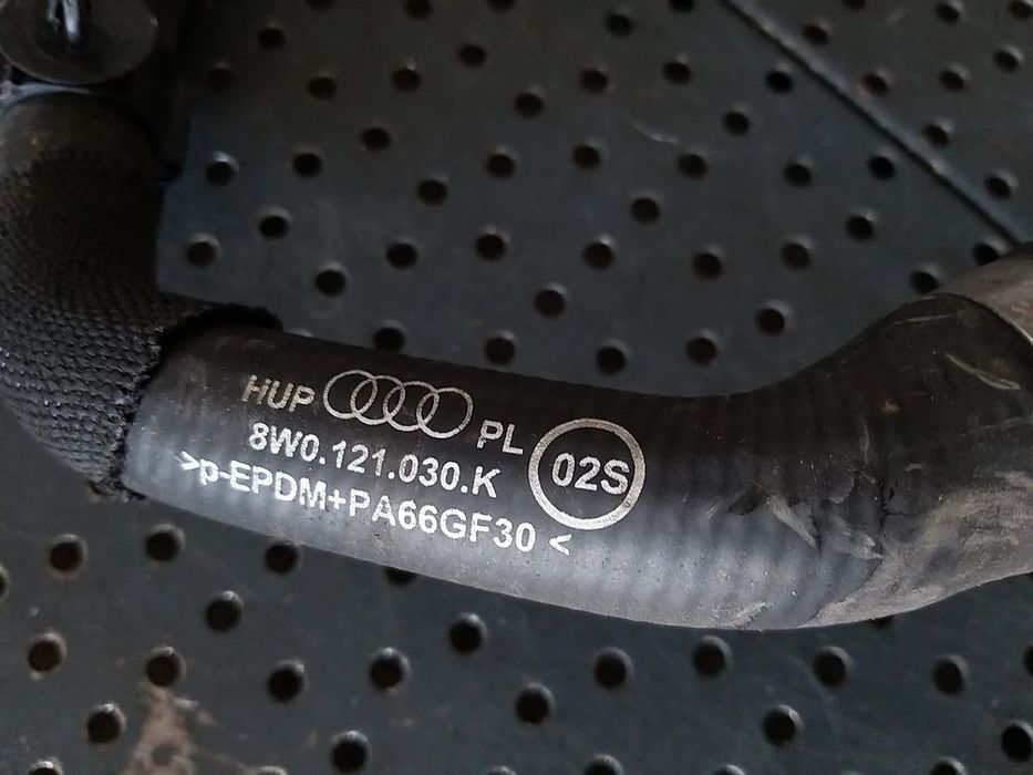 Furtun conducta apa 2.0 tdi audi a4 b9 8w 8w0121030k