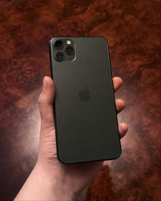 Продам Iphone 11 PRO MAX (64гб)
