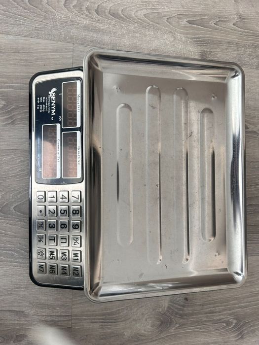 Весы торговые электронные