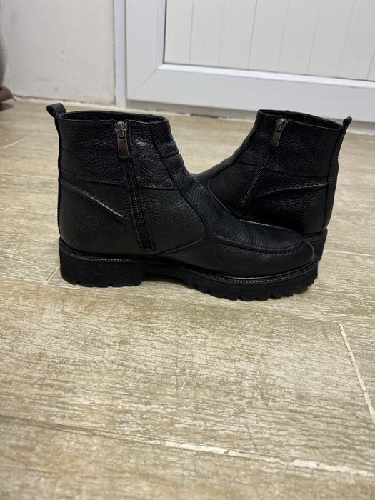 Продается зимняя обувь