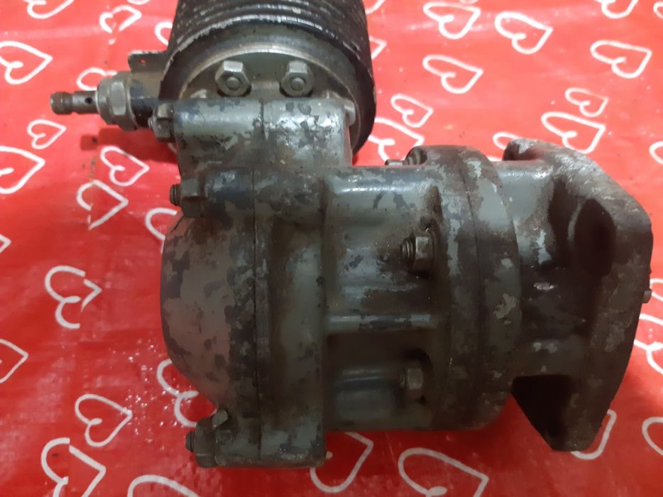 Продаю компрессор вертолетный