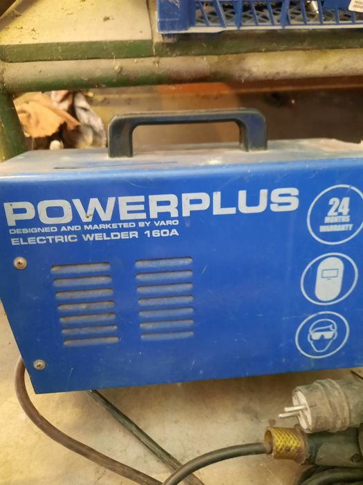 Vând aparat sudura în perfecta stare de functionare 0