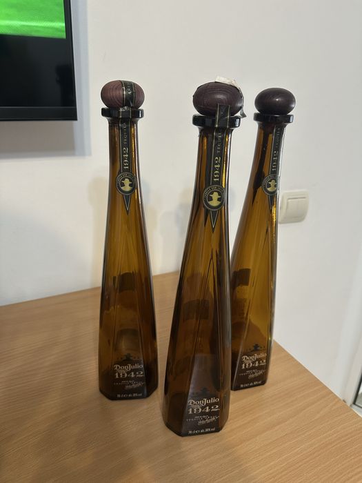 3 sticle Don  julio 1942 – goale – colecție/decor