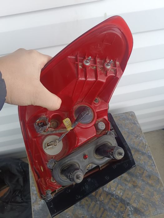 Задний правый фонарь Kia Sorento оригинал MOBIS