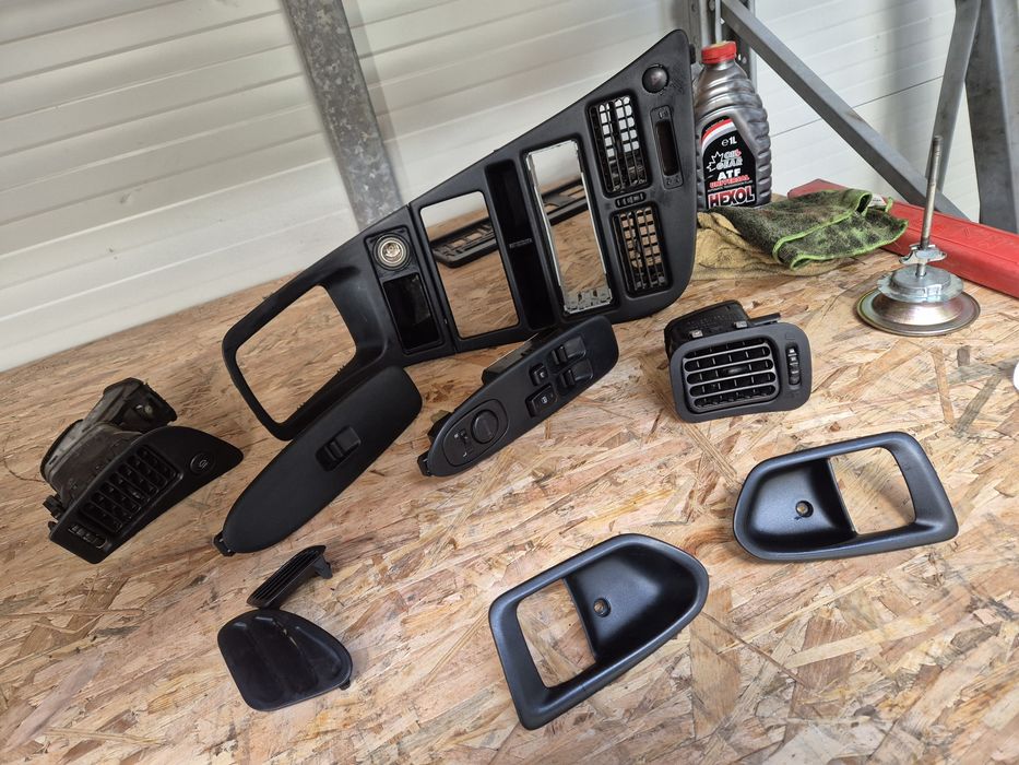 Trimuri/plastice bord Toyota Celica T20 originale 94-99