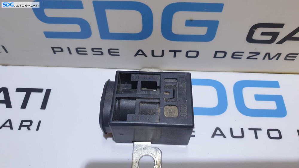 Capsa Pirotehnica Protectie Borna Plus Releu Acumulator Baterie Audi A6 C6 2005 - 2011 Cod 4F0915519 [M9179]