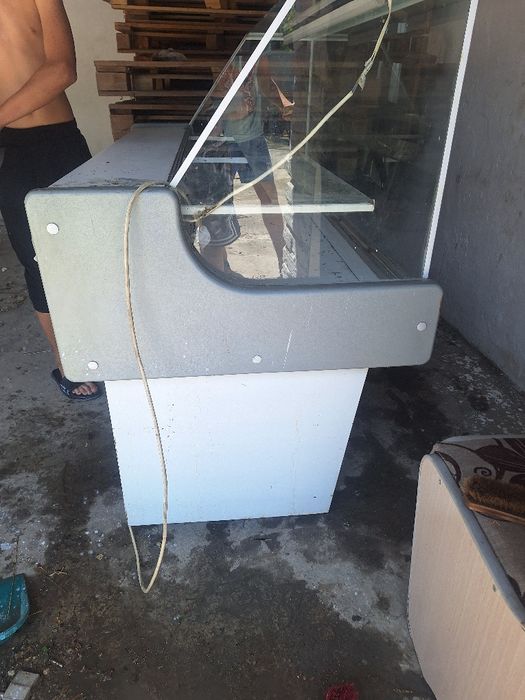 Ветриный холодильник İzayn