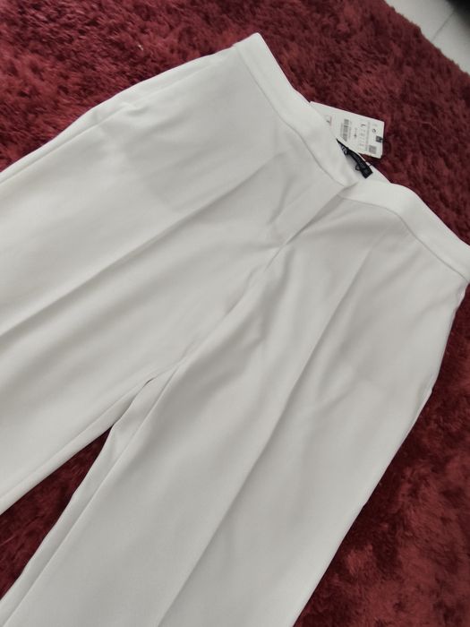 Pantaloni albi Zara mărimea L
