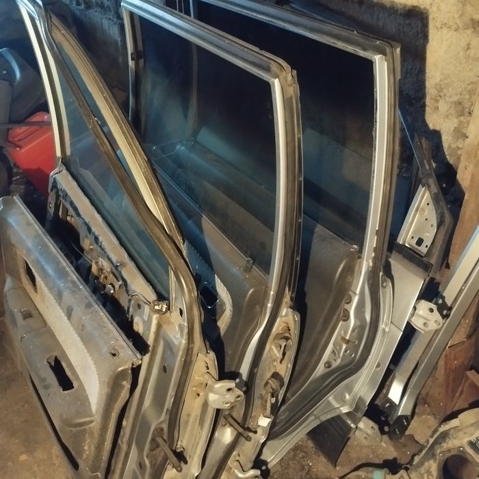 Продам запчасти спейс вагон