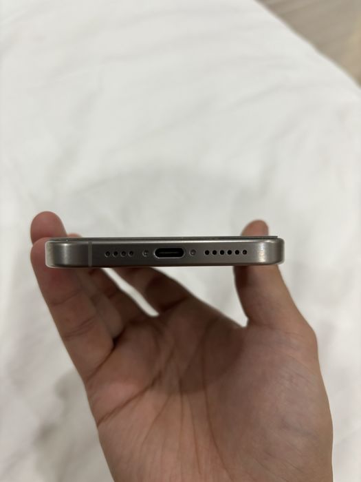 Продам iPhone 15 pro Max