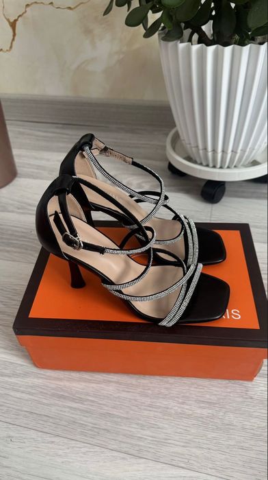 Продаётся туфли в хорошем состоянии