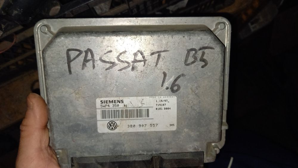 Calculator Passat B5 1.6 AHL ARM ADP ANA 3B0907557 Siemens 5WP4 350