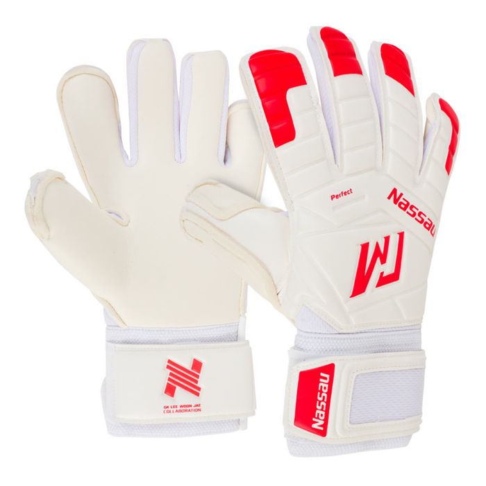 Оригинальные вратарсткие перчатки со скидкой до -40%