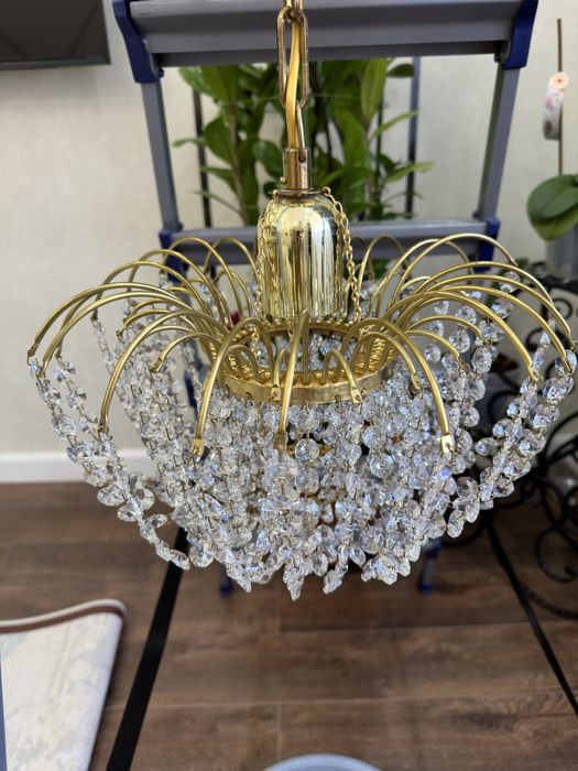 Чешская хрустальная люстра