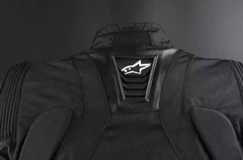 Продаётся мотокуртка Alpinestar