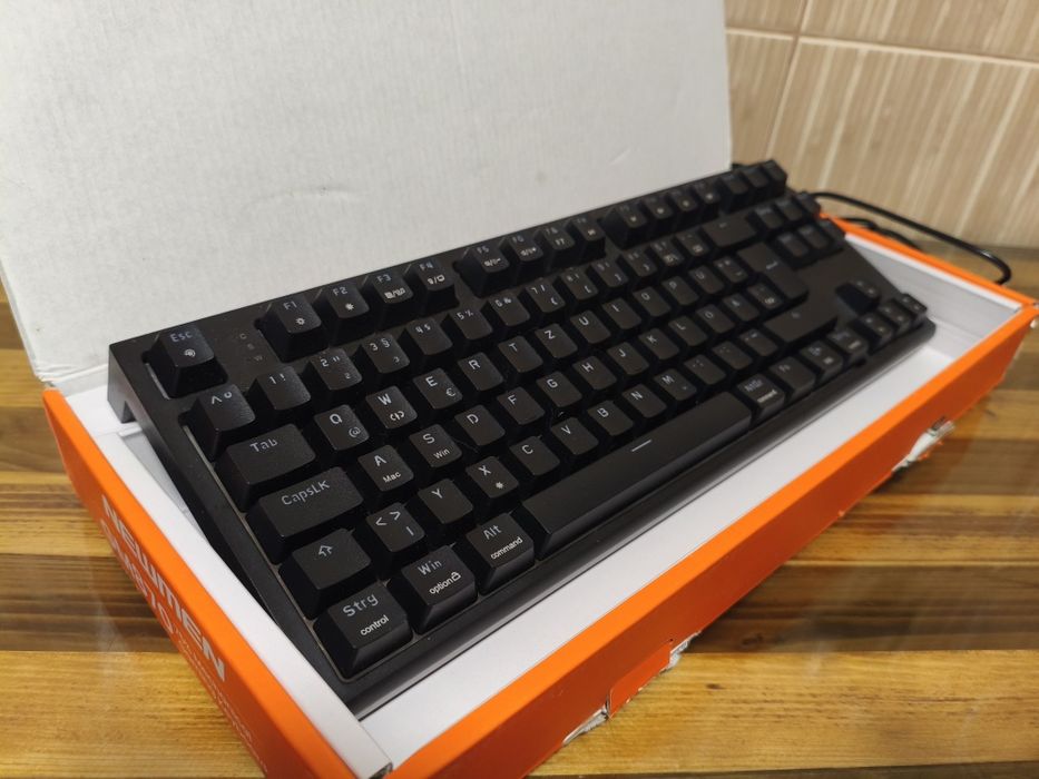 Newmen GM870 - tastatura mecanica gaming