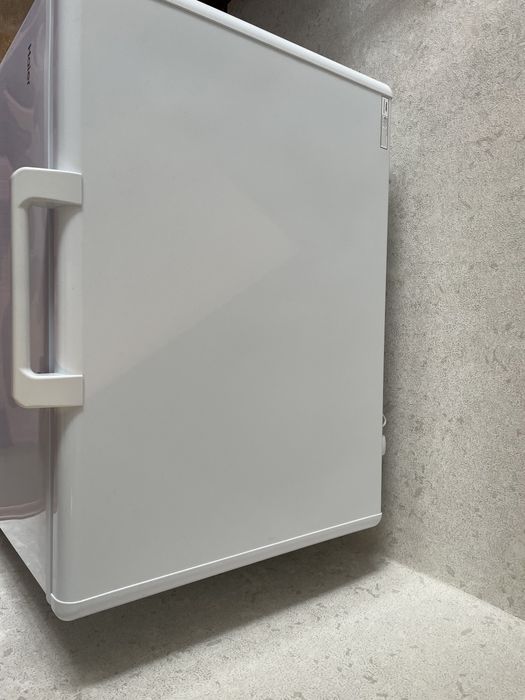 Морозильный холодильник