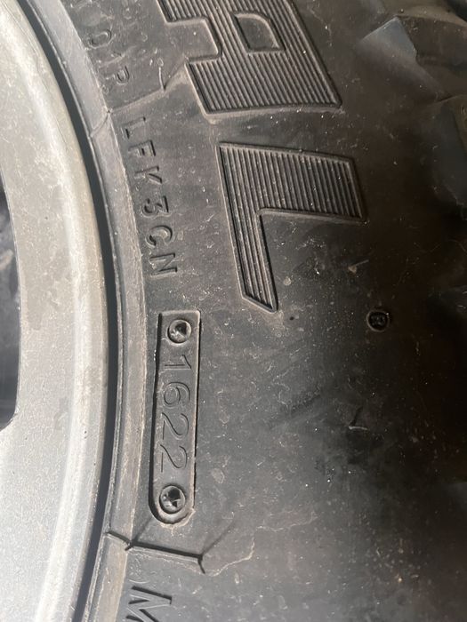 Диски с шинами на прадо