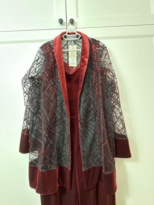 Продам комбез с накидкой 13.000