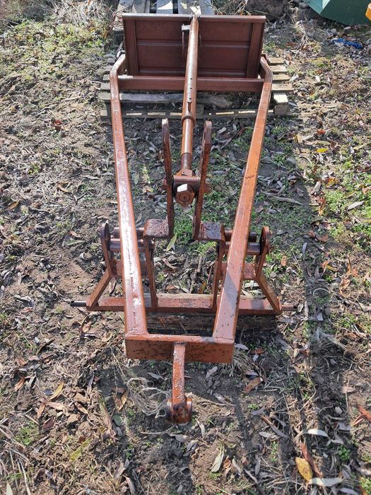 incarcator cu furci in tiranti