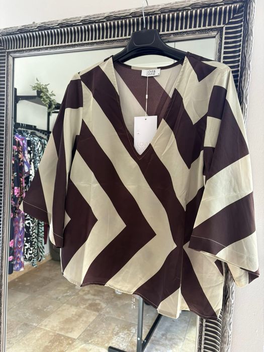 Vand haine noi de firma (outlet)