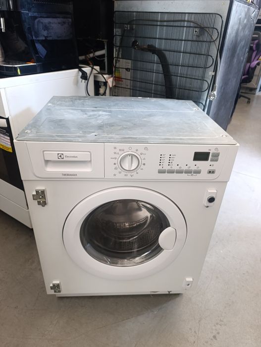 Пералня със сушилня за вграждане ELECTROLUX  7/5 А+++