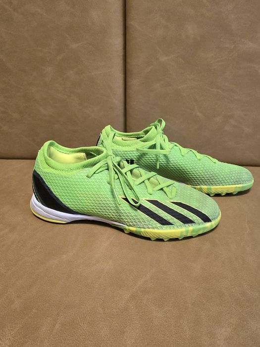 ADIDAS  футболни обувки 40номер