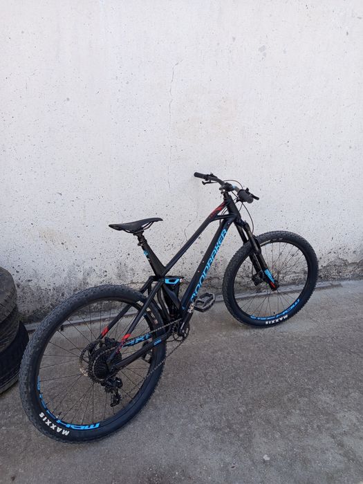 Mountain bike mondraker