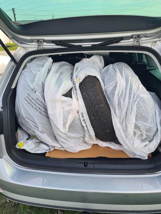 VOLKSWAGEN Golf 2020 — imagine 4