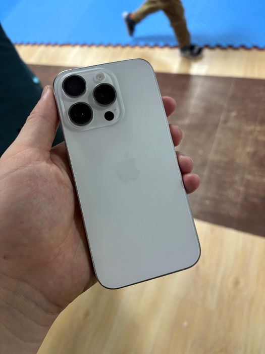 Айфон 15про 256 гг Титан