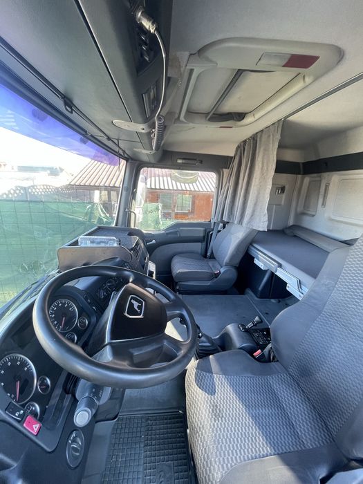 MAN 7,5 motor 2,4 cutie manuala 8 trepte cauciucuri noi fața spate