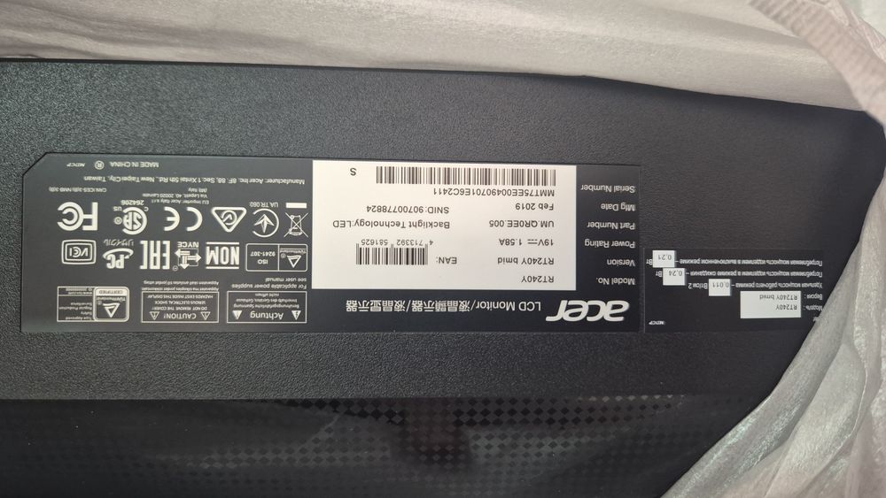Монитор Acer 24 дюйма в идеальном состоянии