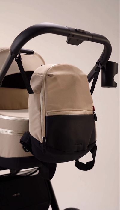 Продается коляска Carrello Omega 2 в 1