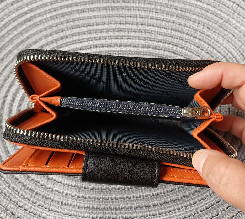 Дамско портмоне,ново