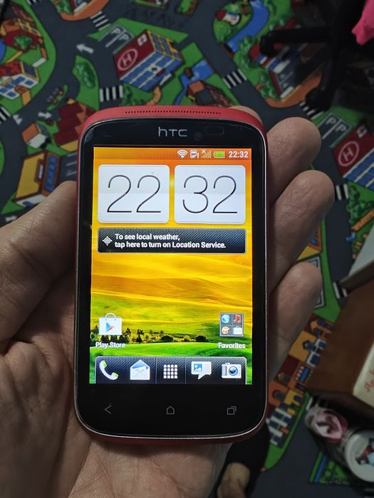 HTC desire c impecabil.folie pe ecran