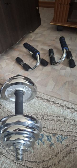 Продам гантели по 10 кг